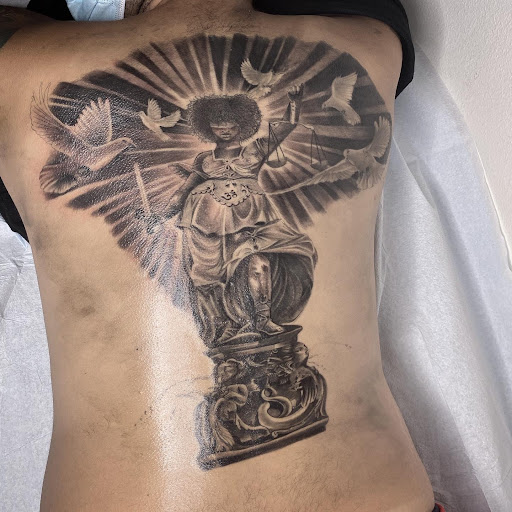 Explore quarter sleeve tattoo ideas for women, creative tattoo ideas in San Diego, available at Inkfinite Artistry