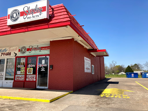 Shipley Do-Nuts, 4619 E Broadway St, North Little Rock, AR 72117, USA, 