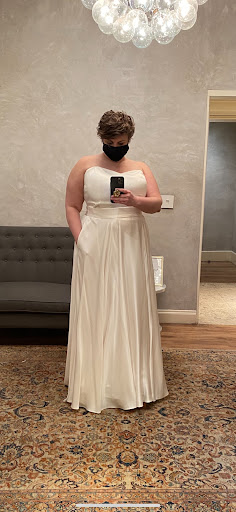 Bridal Shop «BHLDN», reviews and photos, 8 E Walton St, Chicago, IL 60611, USA