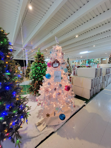 Home Improvement Store «Menards», reviews and photos, 620 W Town Center Blvd, Champaign, IL 61822, USA