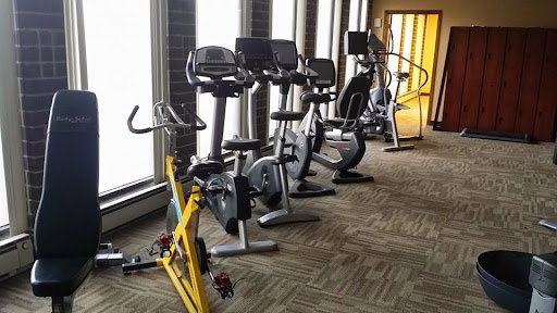 Exercise Equipment Store «Pound4Pound Fitness Equipment», reviews and photos, 205 Berg St, Algonquin, IL 60102, USA