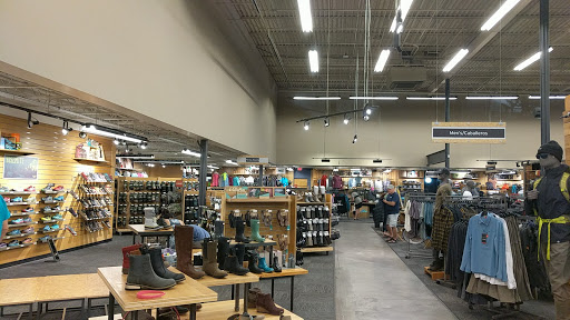 Camping Store «REI», reviews and photos, 12634 N Paradise Village Pkwy W, Phoenix, AZ 85032, USA