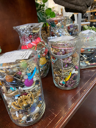 Thrift Store «Council Thrift», reviews and photos, 3297 Twelve Mile Rd, Berkley, MI 48072, USA