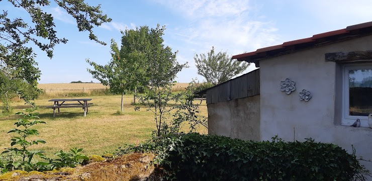 Photo Chambre d'hôtes L oiseau bleu 85390 Bazoges-en-Pareds