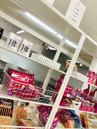 Lingerie Store «Katz Stores - West Road», reviews and photos, 9820 North Fwy B, Houston, TX 77037, USA