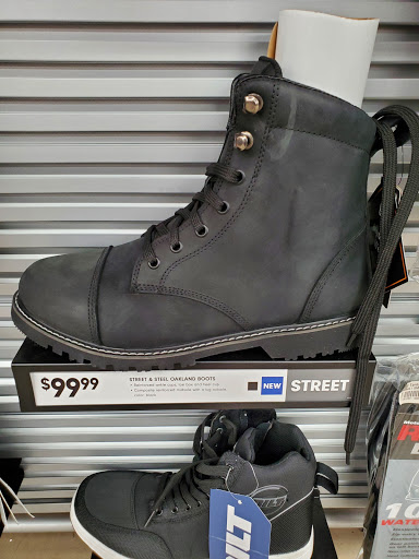 Motorcycle Parts Store «Cycle Gear», reviews and photos, 2052 Lincoln Hwy, Edison, NJ 08817, USA