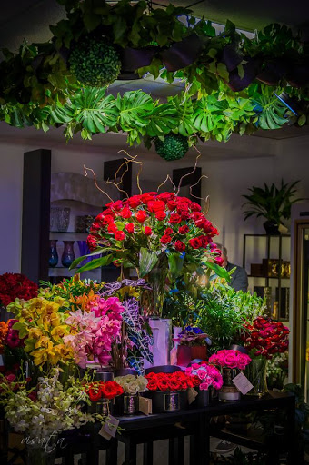 Florist «Royal Petals», reviews and photos, 188 E Wend St, Lemont, IL 60439, USA