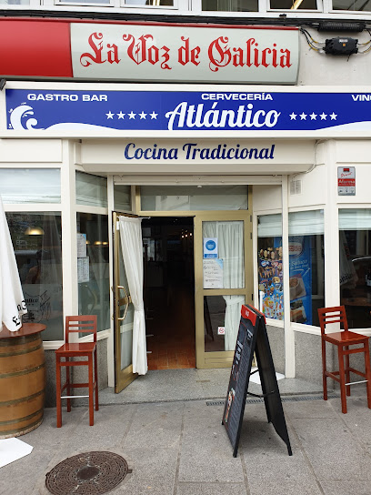 Atlántico bar - Av. de Juan Garcia Navia Castrillon, 19, 27850 Viveiro, Lugo, Spain