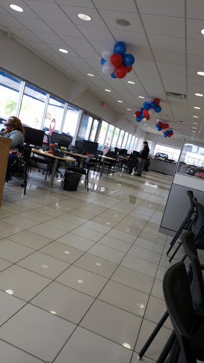 Chevrolet Dealer «Phillips Chevrolet of Lansing», reviews and photos, 17730 Torrence Ave, Lansing, IL 60438, USA
