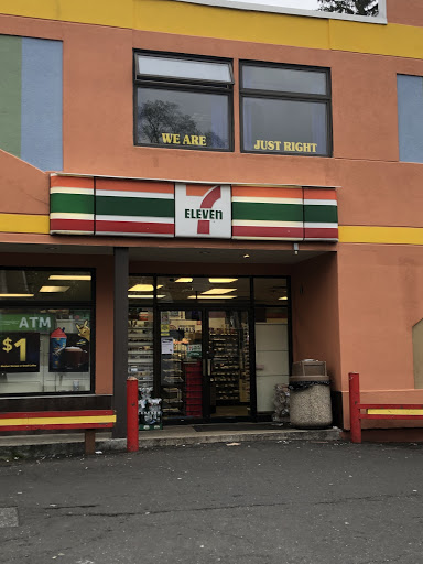 7-Eleven, 110 Jackson Ave, Rutherford, NJ 07070, USA, 