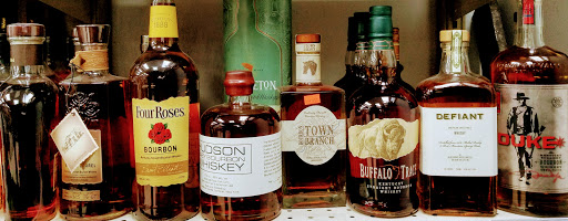 Liquor Store «Fairfield Wine & Liquor», reviews and photos, 296 Fairfield Ave, Waterbury, CT 06708, USA