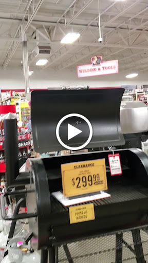 Home Improvement Store «Tractor Supply Co.», reviews and photos, 176 Finley Rd, Belle Vernon, PA 15012, USA