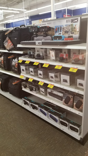 Office Supply Store «OfficeMax», reviews and photos, 45320 Utica Park Blvd, Utica, MI 48315, USA