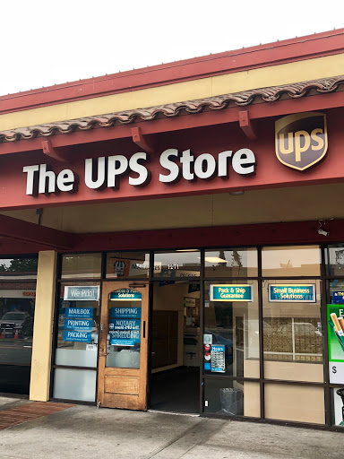 Shipping and Mailing Service «The UPS Store», reviews and photos, 1271 Washington Ave, San Leandro, CA 94577, USA