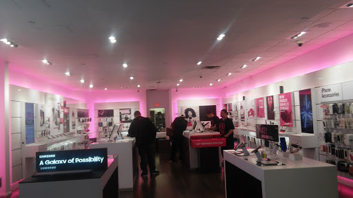 Cell Phone Store «T-Mobile», reviews and photos, 150 S State Rd 434 #1085, Altamonte Springs, FL 32714, USA