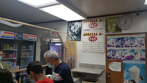 Donut Shop «Fresh Donuts», reviews and photos, 11030 Balboa Blvd, Granada Hills, CA 91344, USA