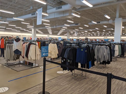 Department Store «Nordstrom Rack Maine Crossing», reviews and photos, 200 Running Hill Rd, South Portland, ME 04106, USA