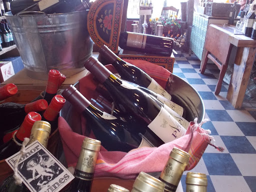 Wine Store «Honor Wines», reviews and photos, 36 Bay St, Staten Island, NY 10301, USA