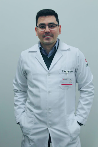Dr. Gustavo Bono Yoshikawa, Urologista