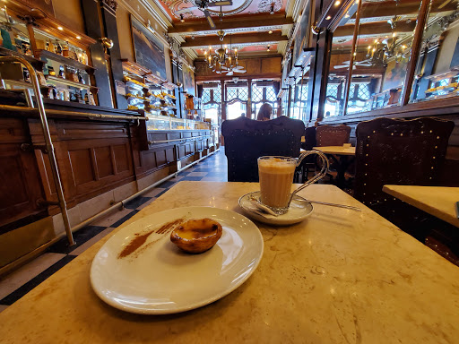 Café Lisbon