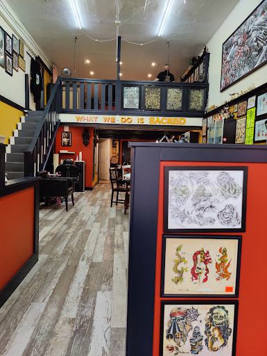 Tattoo Shop «Hidden Hand Tattoo», reviews and photos, 3516 Fremont Pl N A, Seattle, WA 98103, USA