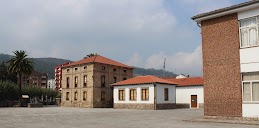 Colegio San Juan Bautista - La Salle en Corrales De Buelna ( Los )