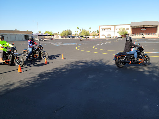 Harley-Davidson Dealer «Desert Wind Harley-Davidson», reviews and photos, 922 S Country Club Dr, Mesa, AZ 85210, USA