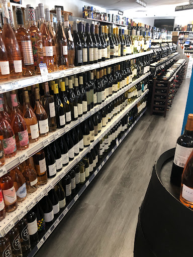 Liquor Store «Miami Beach Liquors», reviews and photos, 814 Alton Rd, Miami Beach, FL 33139, USA