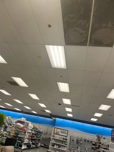 Clothing Store «Ross Dress for Less», reviews and photos, 958 W Street Rd, Warminster, PA 18974, USA