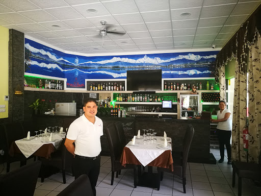 Bay Leaf Restaurant & Curry House - Carrer Ruperto Chapí, 09, 03581 lAlfàs del Pi, Alicante, España