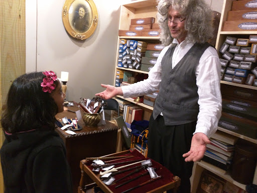 Used Book Store «Sixth Chamber Used Books, New Toys, Games & Gifts», reviews and photos, 1332 Grand Ave, St Paul, MN 55105, USA