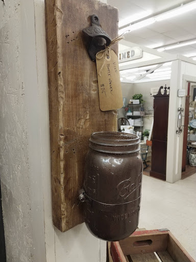 Thrift Store «Park Avenue Thrift», reviews and photos, 5520 Bells Ferry Rd, Acworth, GA 30102, USA