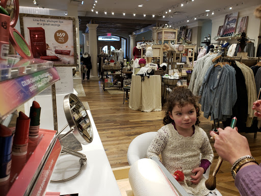 Shopping Mall «Village Of Rochester Hills», reviews and photos, 104 Adams Rd, Rochester, MI 48309, USA