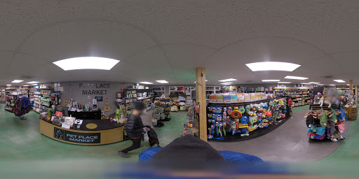 Pet Supply Store «Pet Place Market», reviews and photos, 213 Bendigo Blvd N #2, North Bend, WA 98045, USA