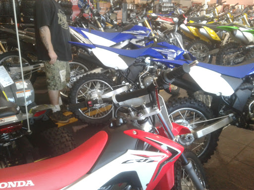 Motorcycle Dealer «Freedom Powersports Canton», reviews and photos, 645 Riverstone Pkwy, Canton, GA 30114, USA