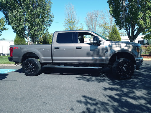 Used Car Dealer «M & M Investment Cars», reviews and photos, 2774 N Hayden Island Dr, Portland, OR 97217, USA