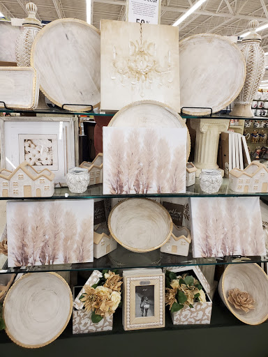 Craft Store «Hobby Lobby», reviews and photos, 2728 E Colonial Dr, Orlando, FL 32803, USA