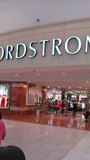 Shopping Mall «Westfield Santa Anita», reviews and photos, 400 S Baldwin Ave, Arcadia, CA 91007, USA