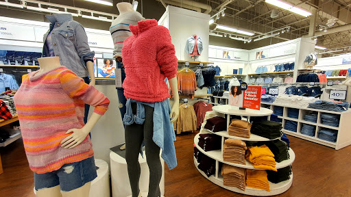 Clothing Store «Gap Outlet», reviews and photos, 12801 W Sunrise Blvd, Sunrise, FL 33323, USA