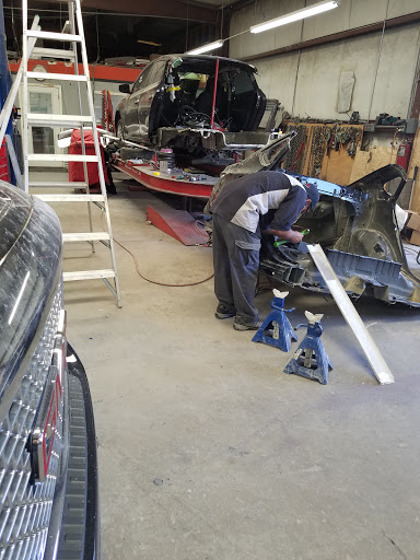 Auto Body Shop «Body Shop», reviews and photos, 3505 Lee Blvd # F, El Paso, TX 79936, USA