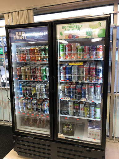 Liquor Store «White Center Liquor», reviews and photos, 9822 15th Ave SW, Seattle, WA 98106, USA