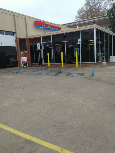 Tire Shop «Firestone Complete Auto Care», reviews and photos, 920 W 3rd St, Little Rock, AR 72201, USA