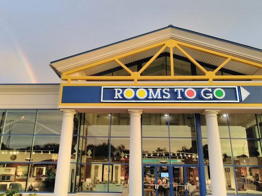 Furniture Store «Rooms To Go Furniture Store - Altamonte Springs», reviews and photos, 464 FL-436, Altamonte Springs, FL 32714, USA