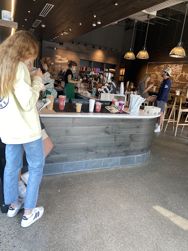 Coffee Shop «Starbucks», reviews and photos, 120 Laconia Rd #100, Tilton, NH 03276, USA