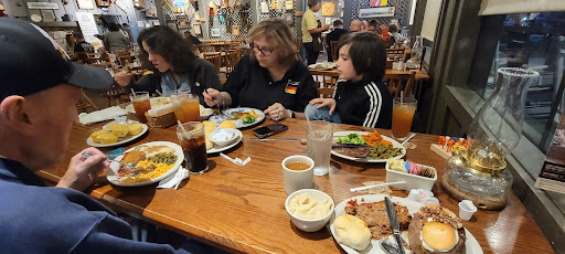 American Restaurant «Cracker Barrel Old Country Store», reviews and photos, 5100 Tiedeman Rd, Brooklyn, OH 44144, USA