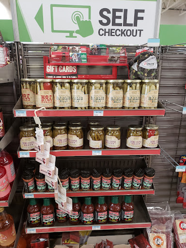 Home Improvement Store «Tractor Supply Co.», reviews and photos, 10161 Lochridge Blvd, Covington, GA 30014, USA