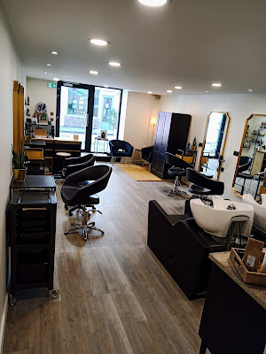 Cel 'Essentiel Coiffure à Saint-Étienne-de-Saint-Geoirs