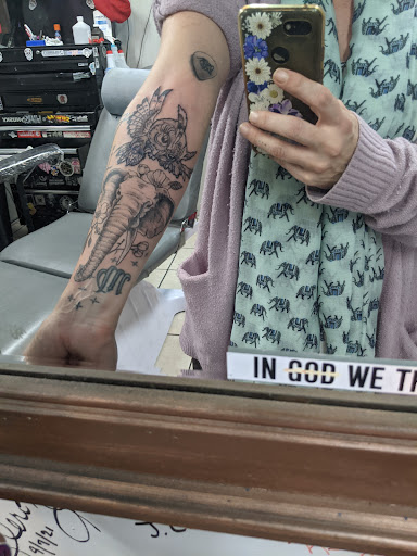 Tattoo Shop «Agape Ink Tattoo & Piercings», reviews and photos, 669 Atlanta Highway Southeast A, Winder, GA 30680, USA