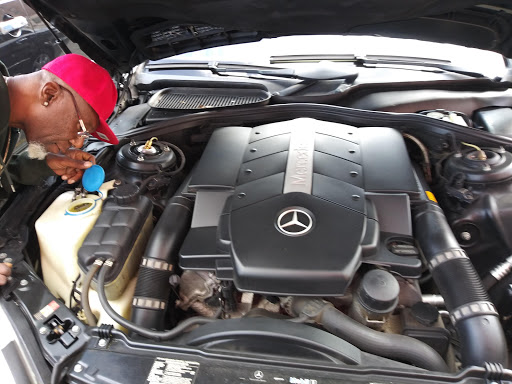 Auto Parts Store «Advance Auto Parts», reviews and photos, 2121 E Colfax Ave, Denver, CO 80206, USA