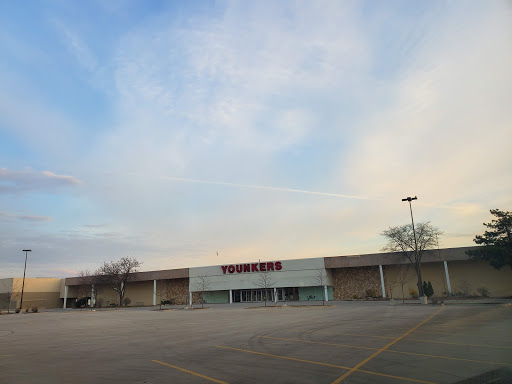 Shopping Mall «Forest Mall», reviews and photos, 835 W Johnson St, Fond du Lac, WI 54935, USA